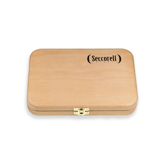 Seccorell Classic Holz, schlicht und elegant, bietet eine umweltfreundliche Verpackung für die 8 Seccorell Grundfarben.