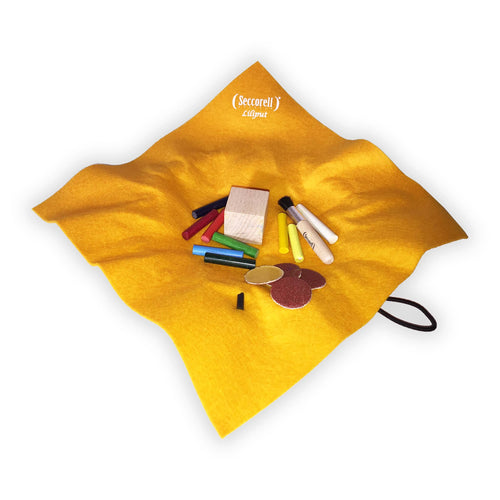 Seccorell Liliput „Sonnengelb“ geöffnet – enthält 8 kleine Farbstäbchen, Reibering, Reinigungsbürstchen und Radierstift, ideal zum Verschenken und für kreative Anwendungen.