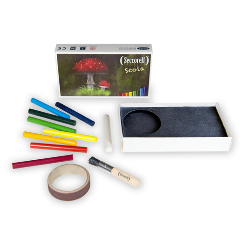 Seccorell Scola Großmenge, Einzelbox geöffnet – enthält 8 Farbstäbchen in Grundfarben, Reibering und Reinigungsbürste, perfekt für kreative Gruppenprojekte