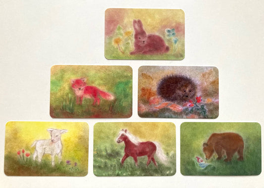 Tierkärtchen 6er Set in Seccorell Technik, mit lebendigen Darstellungen von Waldtieren in weichen, natürlichen Farbtönen.